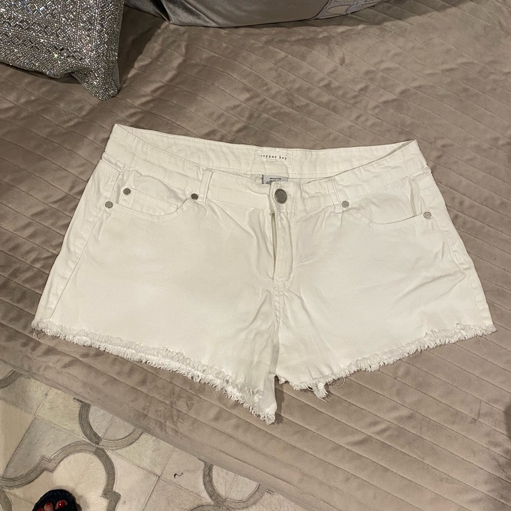 Copper Key White Cut Off Shorts